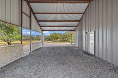2631 N US 281 Highway, Johnson City, TX 78636 - Photo 22