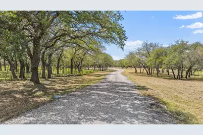 2631 N US 281 Highway, Johnson City, TX 78636 - Photo 4