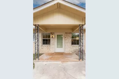 1303 Haynes Street, San Marcos, TX 78666 - Photo 2