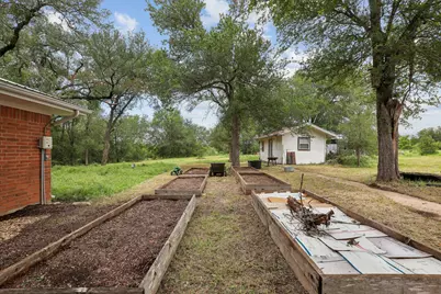 406 Monkey Road, Elgin, TX 78621 - Photo 26