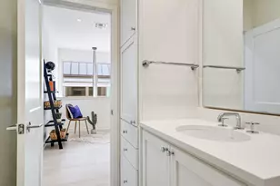 2602 Sutherland St, Austin, TX 78746 - Photo 18