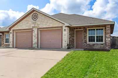 1005 Leah Drive #B, Troy, TX 76579 - Photo 1