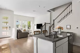 2906 Zach Scott St, Austin, TX 78723 - Photo 12