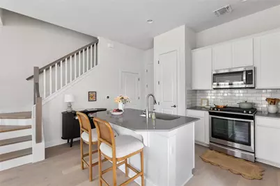 2906 Zach Scott Street, Austin, TX 78723 - Photo 10