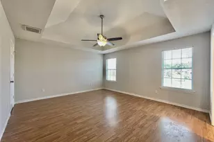 609 Chicago St, San Marcos, TX 78666 - Photo 6