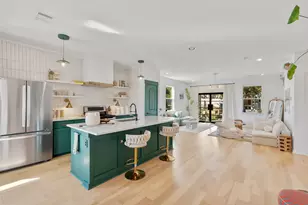 17600 Lake Shore Dr, Dripping Springs, TX 78620 - Photo 8