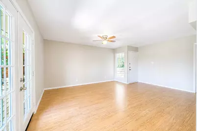 2902 Northeast Drive #B, Austin, TX 78723 - Photo 6