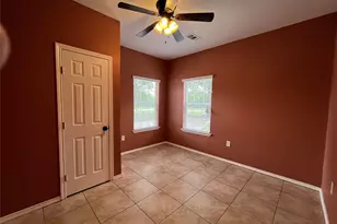 455 High View Ranch Dr, Cedar Creek, TX 78612 - Photo 10