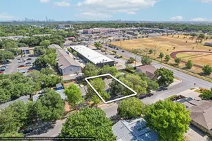 704 Buckingham Pl, Austin, TX 78745 - Photo 18