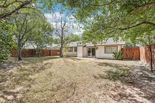 704 Buckingham Pl, Austin, TX 78745 - Photo 14