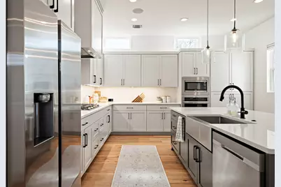 6310 Waynesburg Cove, Austin, TX 78723 - Photo 12