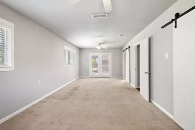 310 De Soto Drive, Universal City, TX 78148 - Photo 22