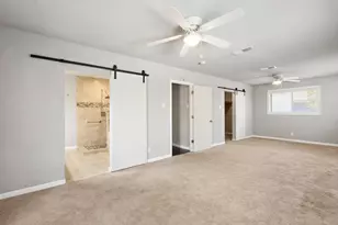 310 De Soto Dr, Universal City, TX 78148 - Photo 24