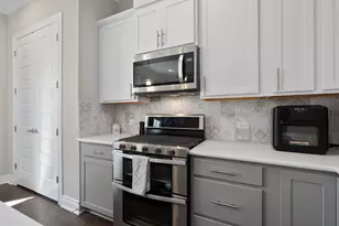 308 Adams St, Georgetown, TX 78628 - Photo 16