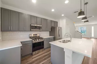 5160 N Aw Grimes Boulevard #144, Round Rock, TX 78665 - Photo 2
