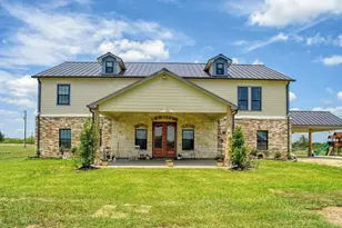 626 Sparta Field Rd, Waelder, TX 78959 - Photo 2