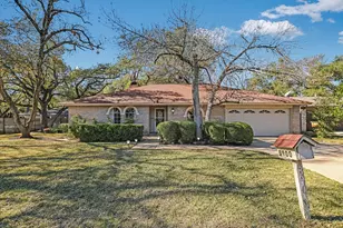 8900 Currywood Dr, Austin, TX 78759 - Photo 2