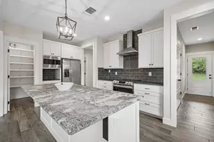 190 Magnolia Meadow, Canyon Lake, TX 78133 - Photo 6