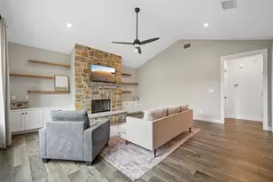 190 Magnolia Meadow, Canyon Lake, TX 78133 - Photo 4