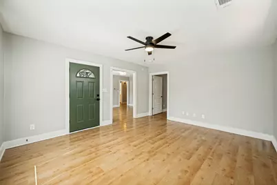 2804 Breeze Terrace, Austin, TX 78722 - Photo 4