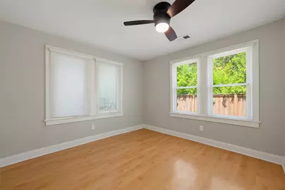 2804 Breeze Terrace, Austin, TX 78722 - Photo 24