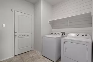2950 E Old Settlers Blvd, Round Rock, TX 78665 - Photo 14