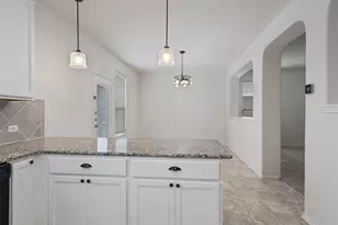 2950 E Old Settlers Blvd, Round Rock, TX 78665 - Photo 14