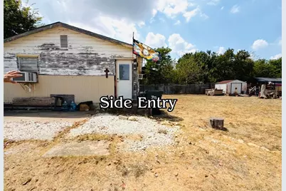 607 E 19th Street, Georgetown, TX 78626 - Photo 4
