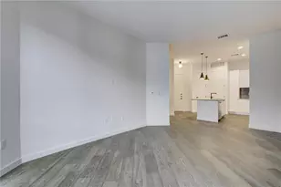 800 Embassy Dr, Austin, TX 78702 - Photo 4