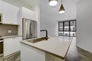 800 Embassy Dr, Austin, TX 78702 - Photo 1