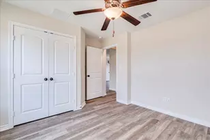 1092 Engelke Rd, Niederwald, TX 78640 - Photo 16