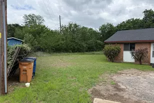 1303 Falcon Cove, Austin, TX 78745 - Photo 4