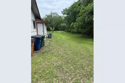 1303 Falcon Cove, Austin, TX 78745 - Photo 6