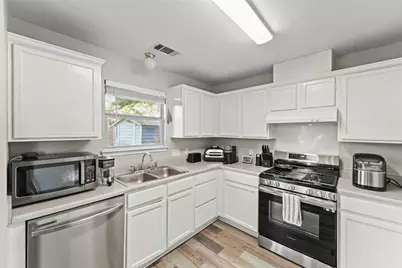 9000 Wellesley Drive, Austin, TX 78754 - Photo 18