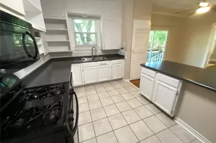 3010 S Fruth Street E, Austin, TX 78705 - Photo 28