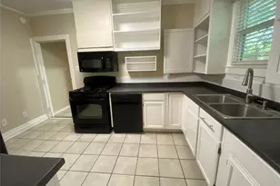 3010 S Fruth Street E, Austin, TX 78705 - Photo 10