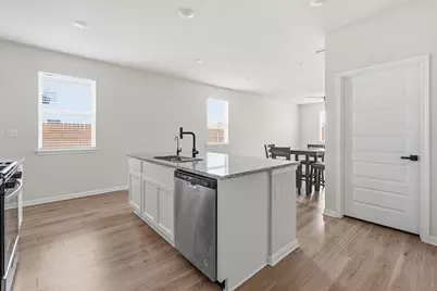 323 Tolo Drive, Elgin, TX 78621 - Photo 8