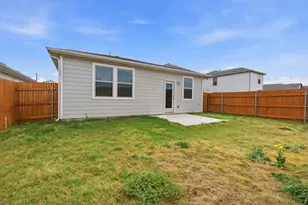 323 Tolo Dr, Elgin, TX 78621 - Photo 28