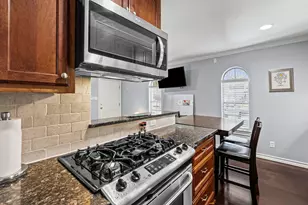 407 E 45th St, Austin, TX 78751 - Photo 6