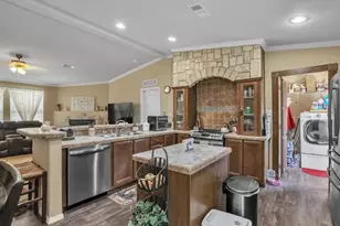 256 High Ridge Meadows Dr, Gonzales, TX 78629 - Photo 10