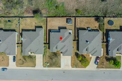 300 Magan Lane, Jarrell, TX 76537 - Photo 32
