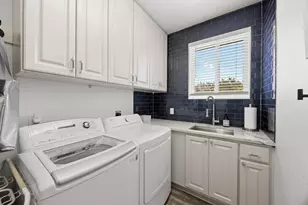 9008 Hobby Ln, Jonestown, TX 78645 - Photo 14