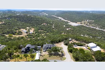 9008 Hobby Lane, Jonestown, TX 78645 - Photo 34