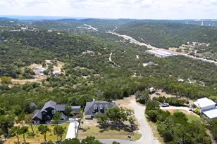 9008 Hobby Ln, Jonestown, TX 78645 - Photo 34