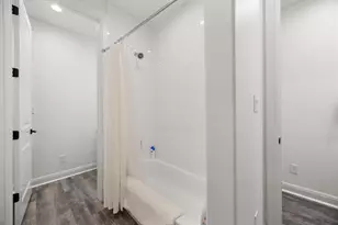 9008 Hobby Ln, Jonestown, TX 78645 - Photo 30