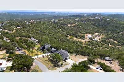 9008 Hobby Lane, Jonestown, TX 78645 - Photo 36