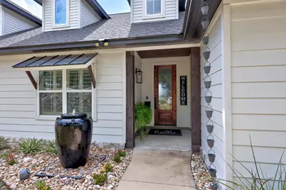 9008 Hobby Lane, Jonestown, TX 78645 - Photo 4