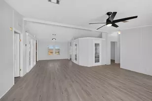 10512 Hibbs Ln, Manor, TX 78653 - Photo 4