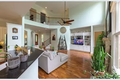 2013 Rue De St Tropez, Austin, TX 78746 - Photo 6