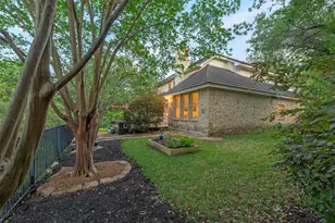 2013 Rue de Saint Tropez, Austin, TX 78746 - Photo 32